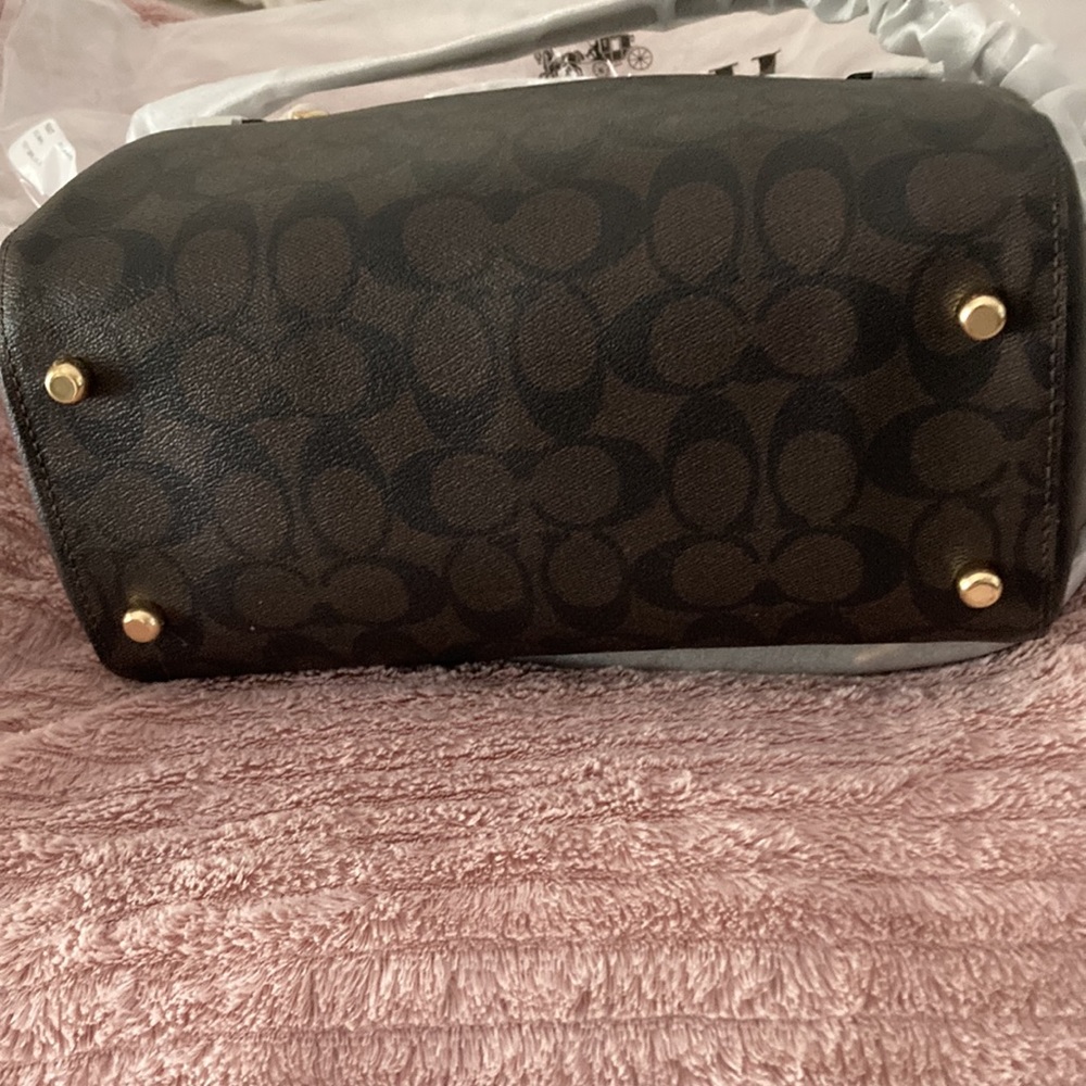 Brand new Coach Crossbody/Shoulder/Handbag in Classic Coach Black/Brown Color - Picture 9 of 13